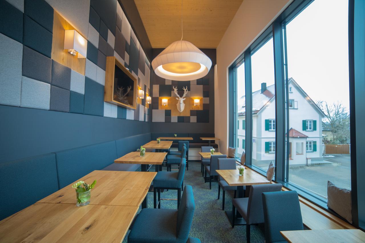 Hotel Zum Hirsch Wertingen Экстерьер фото