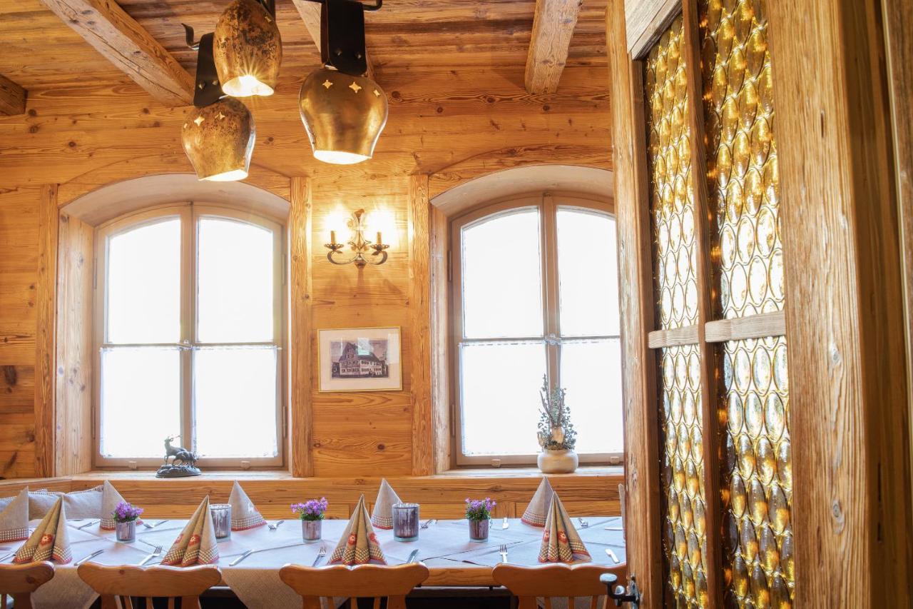 Hotel Zum Hirsch Wertingen Экстерьер фото